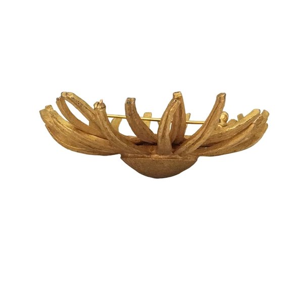 Sculptural Botanical Flower Vintage Figural Brooch Pin Costume Jewelry - Picture 2 of 5